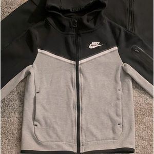 Boys Nike Tech Fleece Jacket
